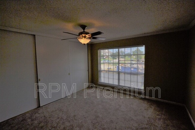 Building Photo - 10444 Jefferson Hwy