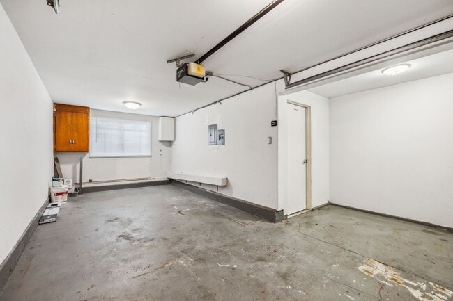 Building Photo - 1618 Fernside Blvd