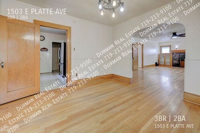 Building Photo - 1503 E Platte Ave