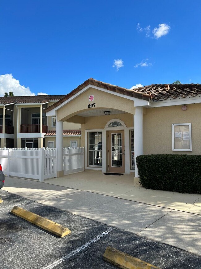 Building Photo - 692 Seabrook Ct