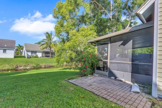 Building Photo - 2820 Black Pine Ct