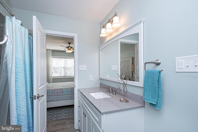 Building Photo - 148 Captains Quarters Rd