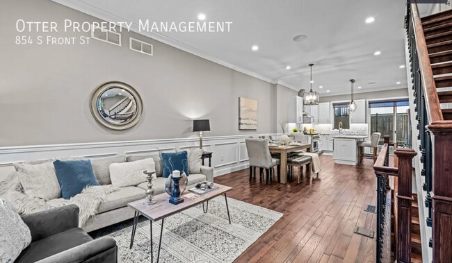 Building Photo - 854 S Front St