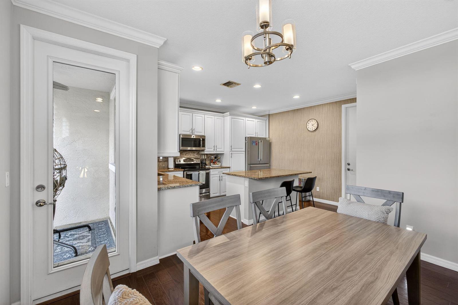 Building Photo - 4543 Mediterranean Cir