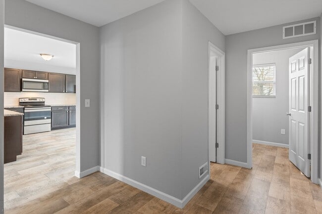 Building Photo - COMING SOON! Spacious 4-Bed Grand Blanc Home with Modern Comfort