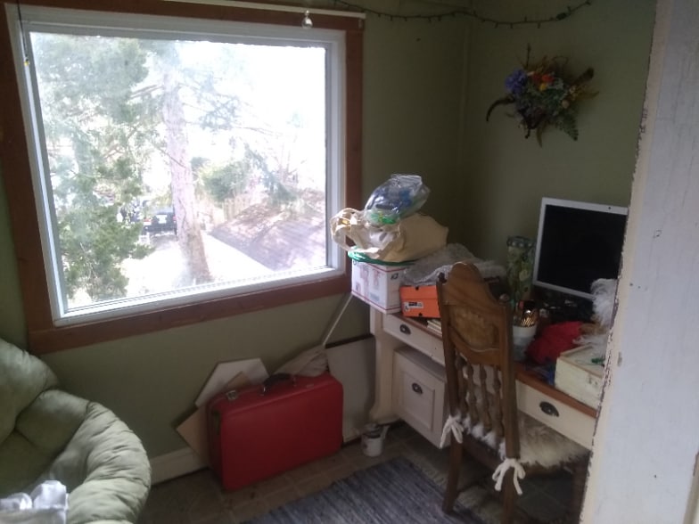 Building Photo - 167 E Longview Ave