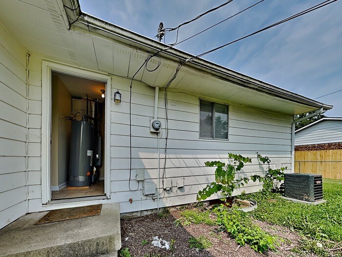 Building Photo - 141 West St