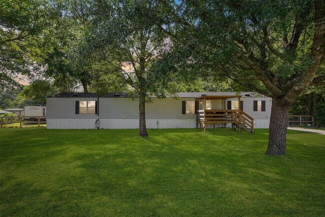 Building Photo - 106 County Road 3755