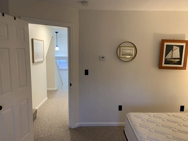 Building Photo - Spacious 2BR/1.5BA w/ Loft Available Now!!!