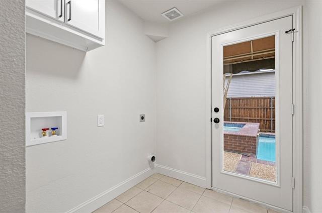 Building Photo - 1713 Pebblebrook Ln