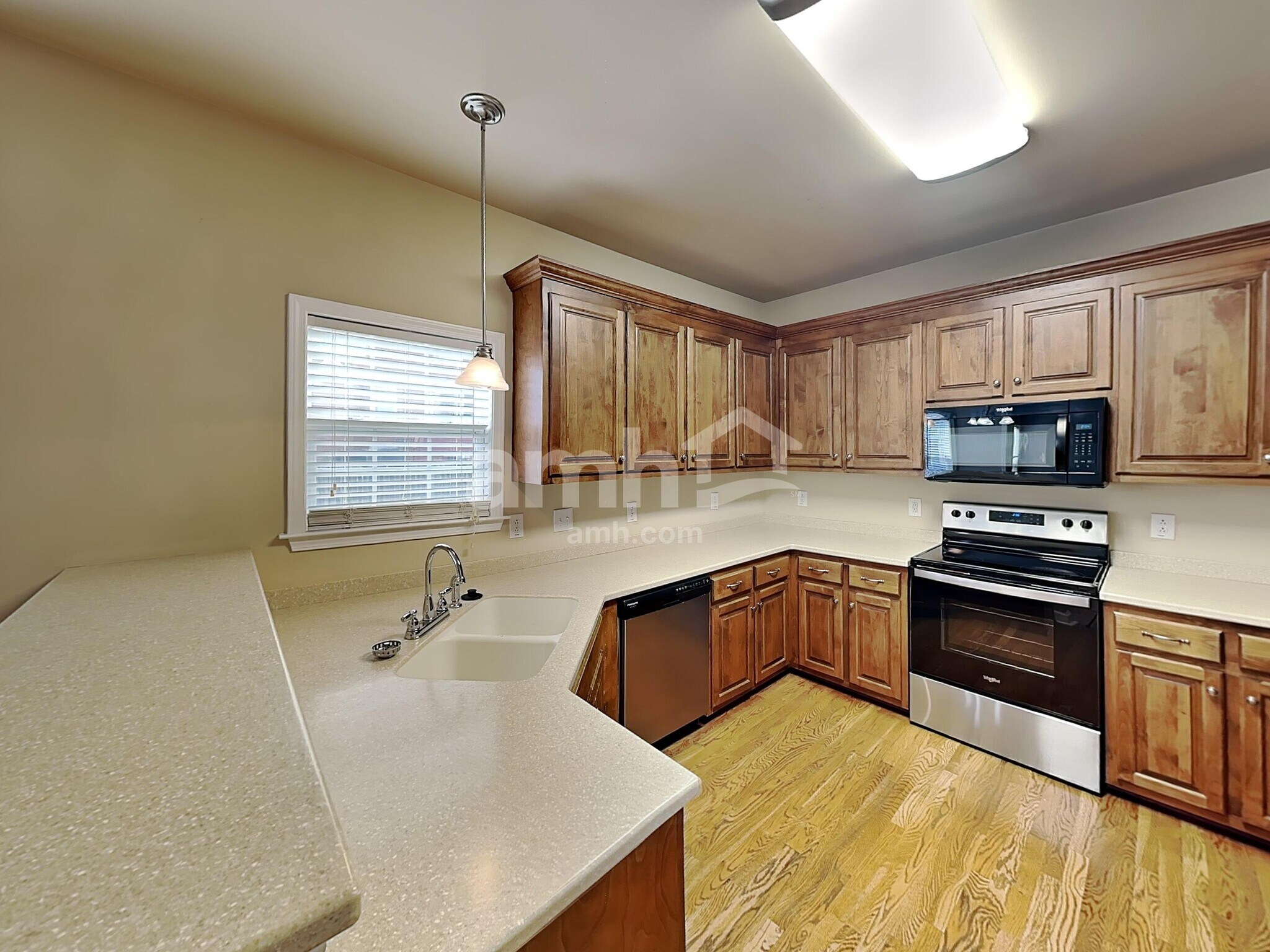 Building Photo - 2087 Lequire Ln