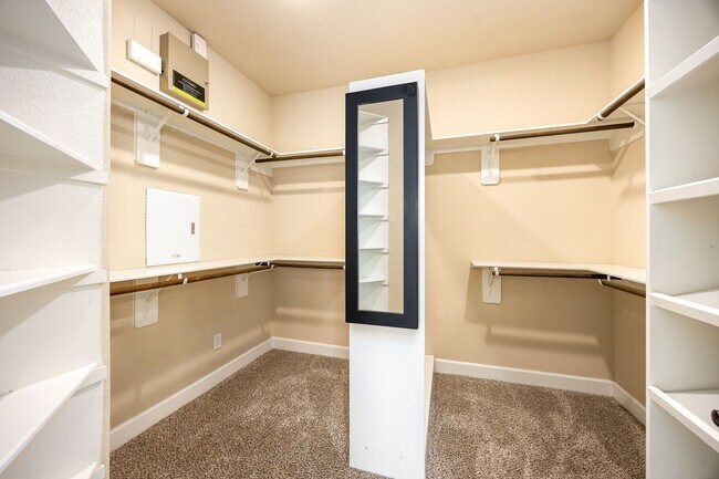 Building Photo - 4323 Cobalt Cross St