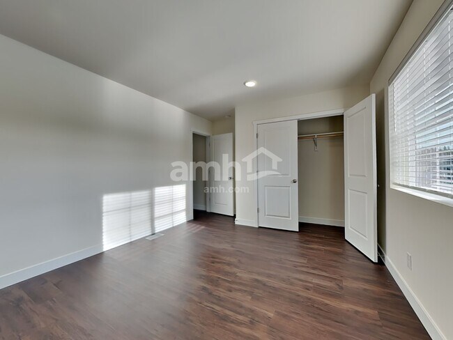 Building Photo - 7923 Verona Loop