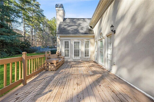 Building Photo - 9800 Foxworth Dr