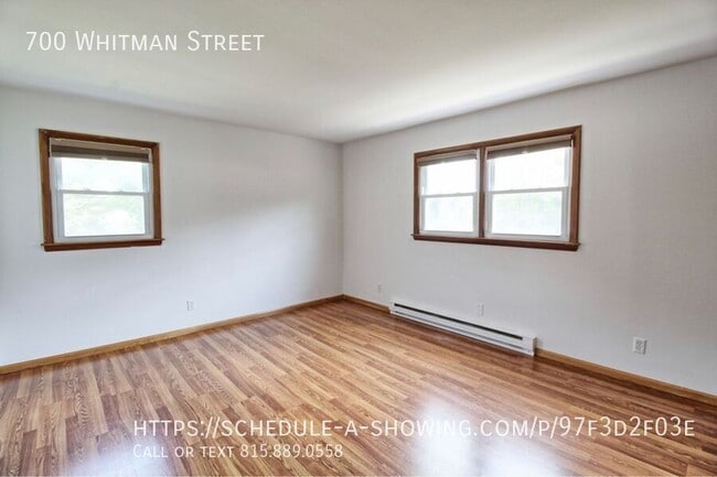 Building Photo - 700 Whitman St