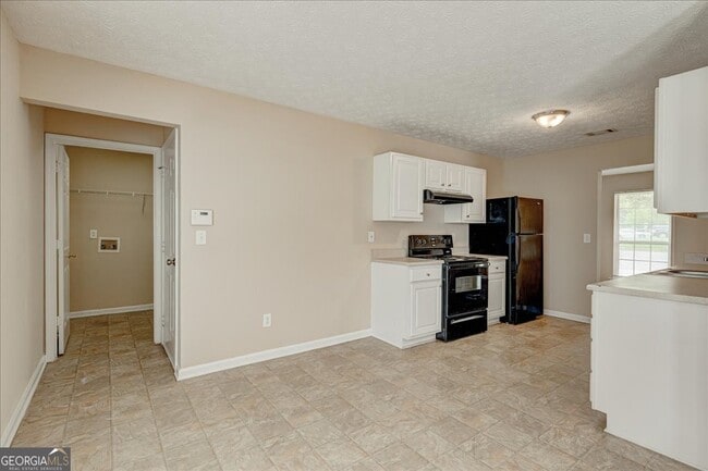 Building Photo - 1475 Trafalgar Way