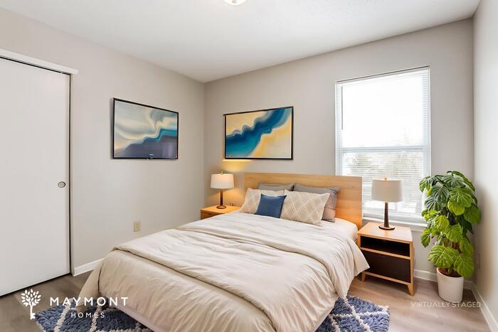 Building Photo - 824 Olmsted Dr