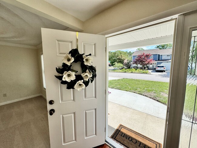 Building Photo - Available NOW! Unique Home in Wesleyan Cha...