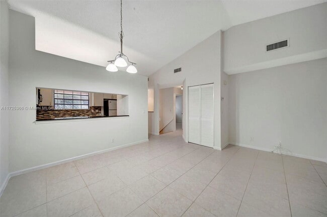 Building Photo - 204 Congressional Way