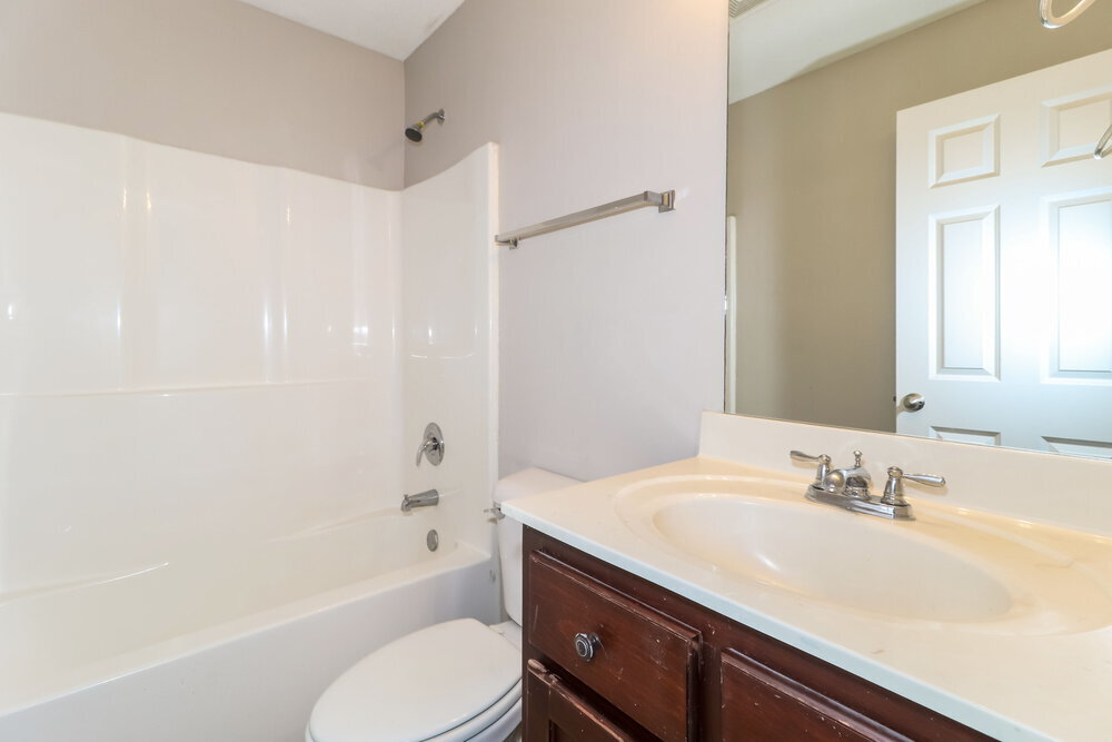 Building Photo - 10229 Cottage Farms Dr