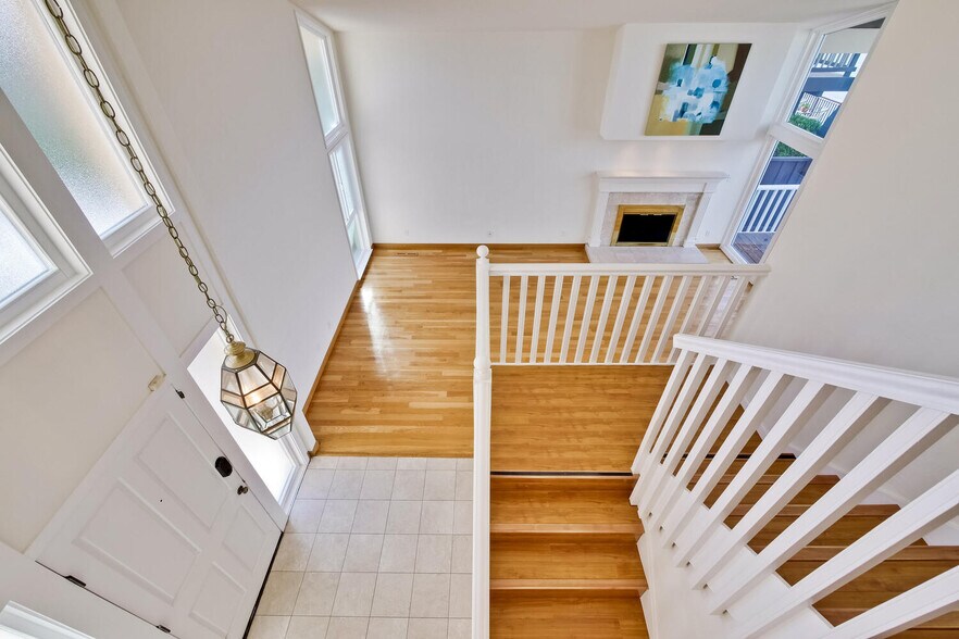 Building Photo - 255 Shearwater Is