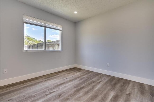 Building Photo - 6420 Horsepen Bayou Dr