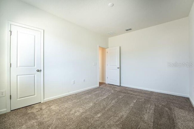 Building Photo - 339 Nine Iron Dr