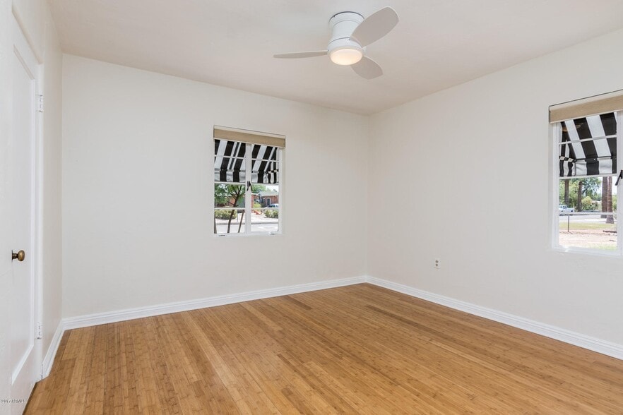 front bedroom - 2010 N 16th Ave