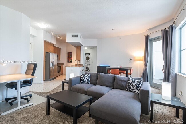 Building Photo - 1830 Radius Dr