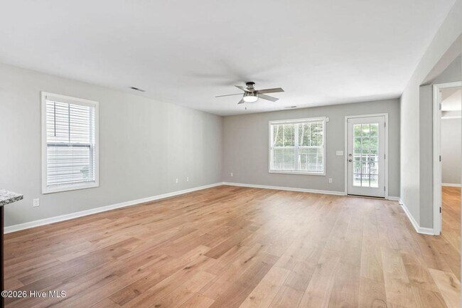 Building Photo - 3912 Willowick Park Dr