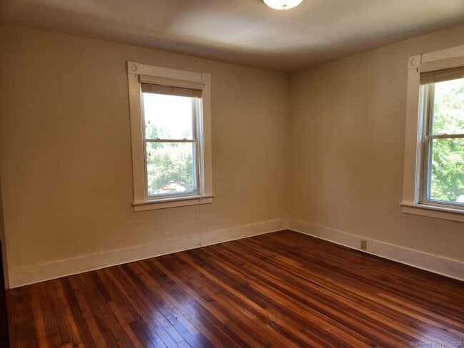 Building Photo - 58 Willington Ave