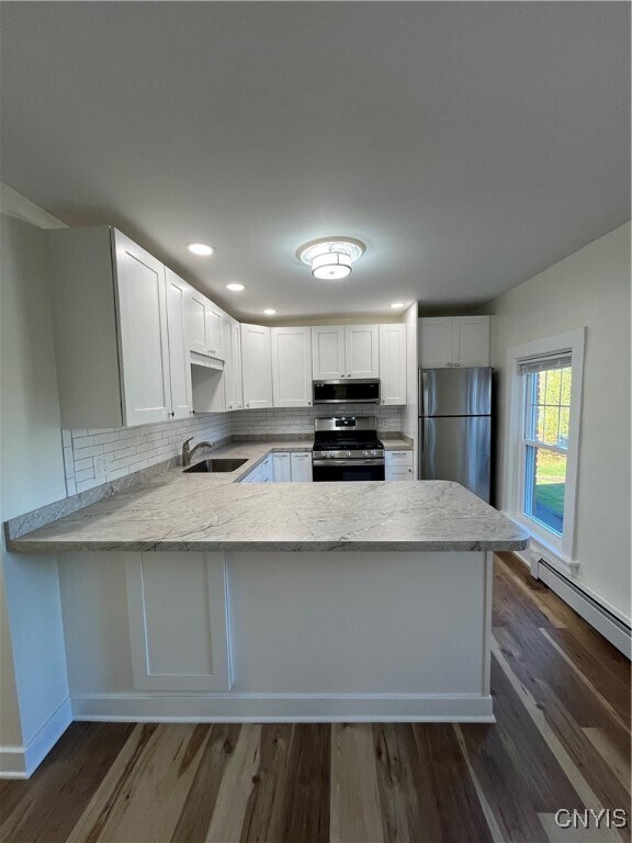 Building Photo - 45 E Oneida St