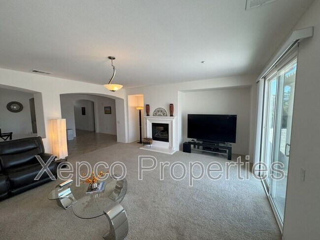 Building Photo - 1290 Esperanza Trail