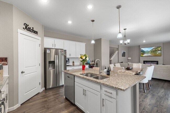 Building Photo - 2186 Prairie Smoke Dr
