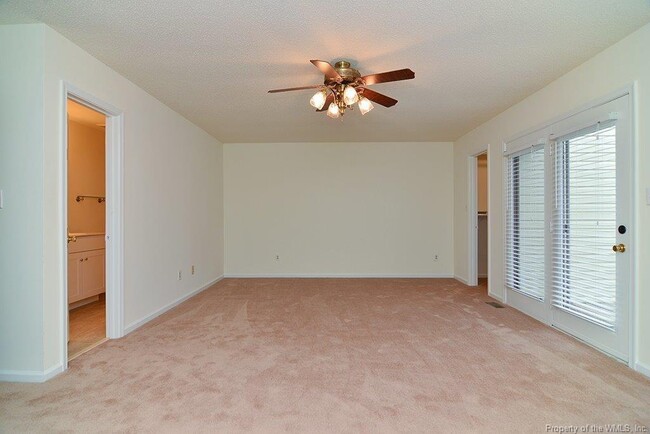 Building Photo - 5339 Aden Ct