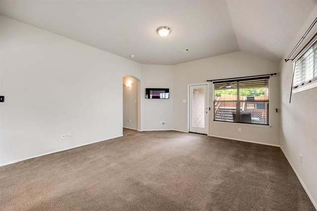 Building Photo - 2133 Blakely Ct