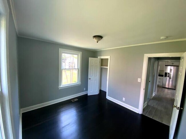 Building Photo - 2 bedroom in Nashville TN 37216