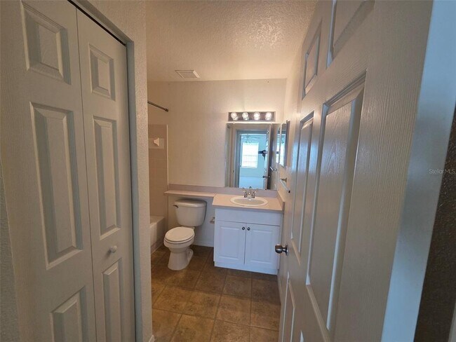 Building Photo - 36121 Lake Chase Blvd