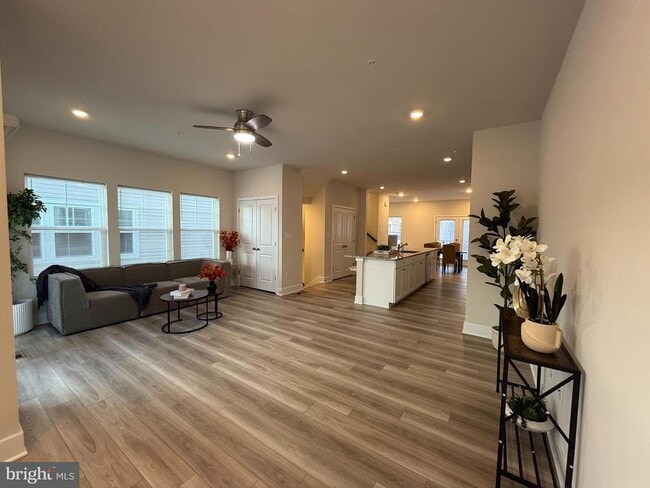 Building Photo - 6828 Winterhill Ln