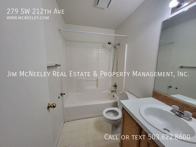 Building Photo - 279 SW 212th Ave