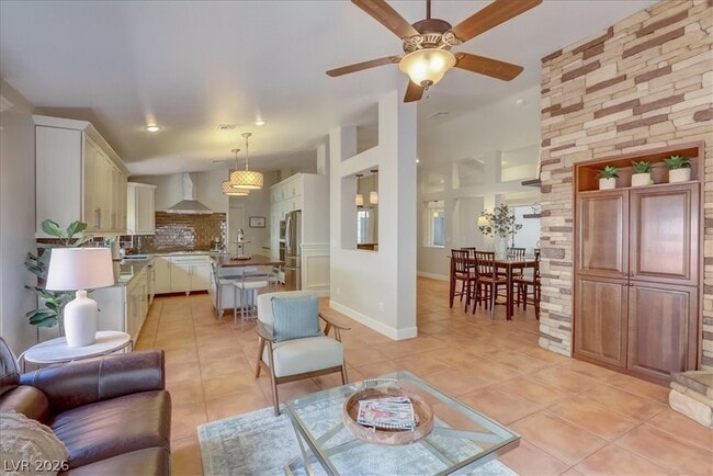 Building Photo - 1812 Stablegate Ave