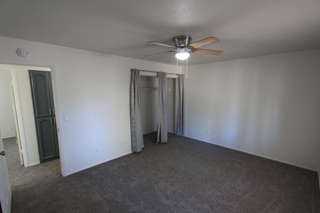 Building Photo - 3 Bed, 2 Bath Cabin Home with Fenced Backyard & Balcony | Kachina Village