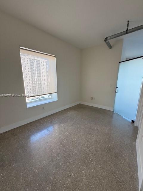 Building Photo - 10 SW South River Dr