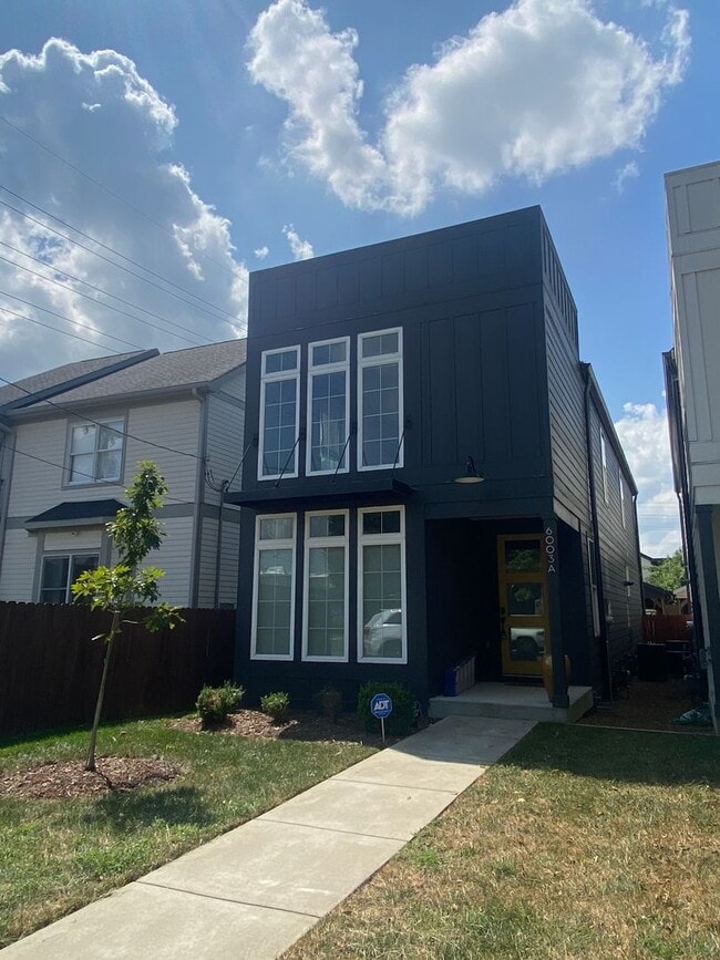 Building Photo - 6003 Pennsylvania Ave