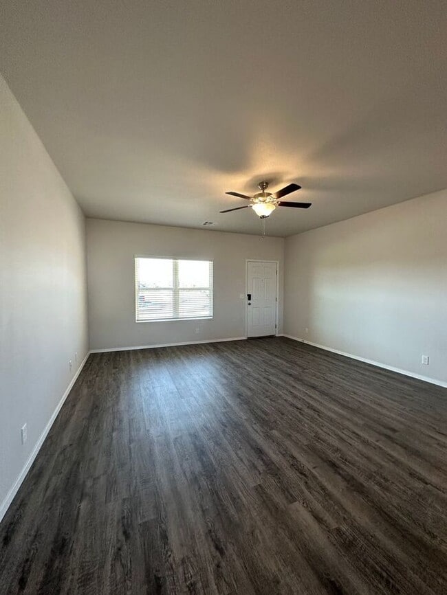 Building Photo - Available Now | Charming 3 Bedroom, 2 Bath Home with Cozy Breakfast Nook in Broken Arrow