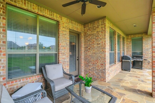 Building Photo - 2810 Red Maple Dr