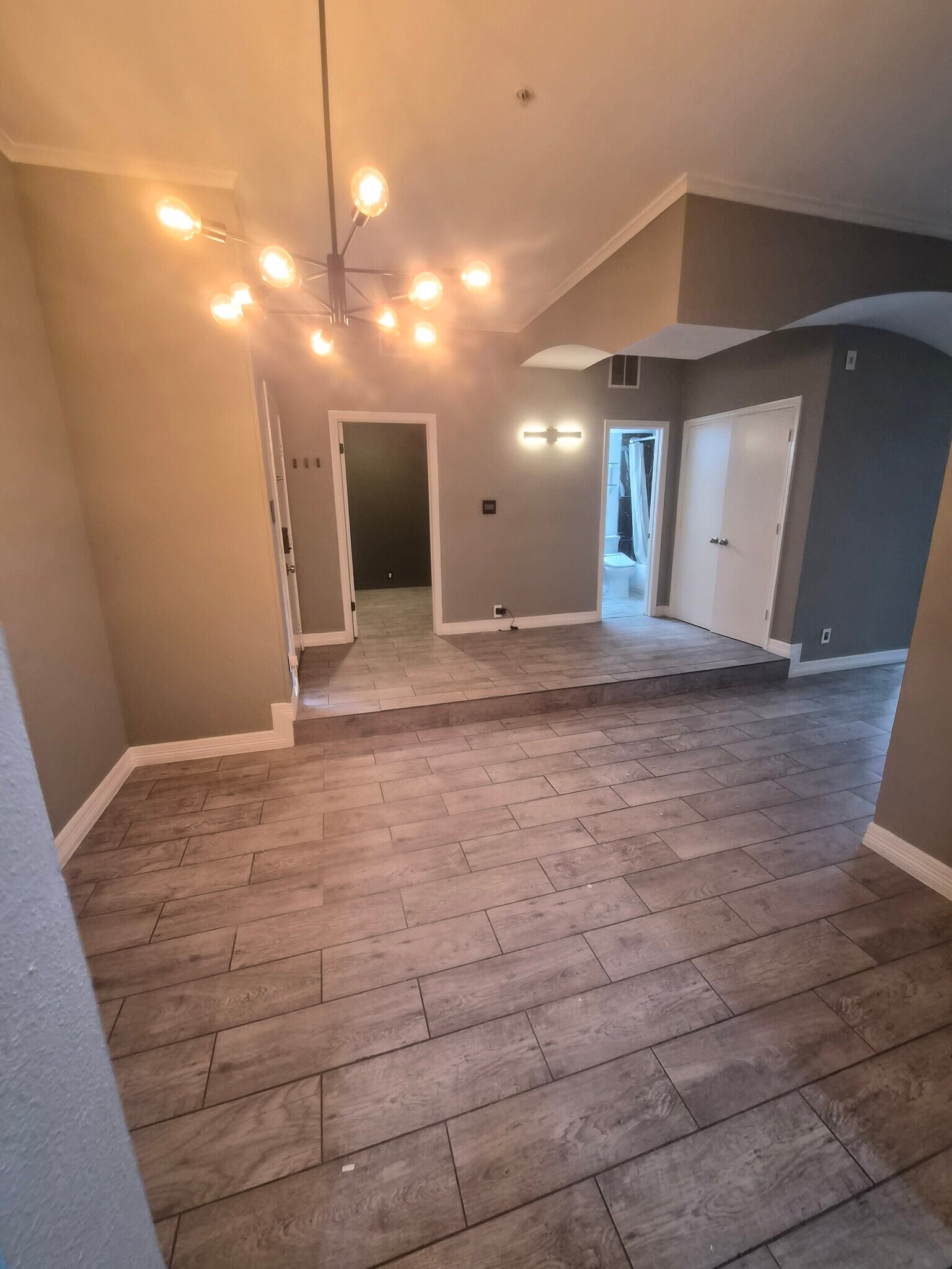 Dining room - 4040 Avondale Ave