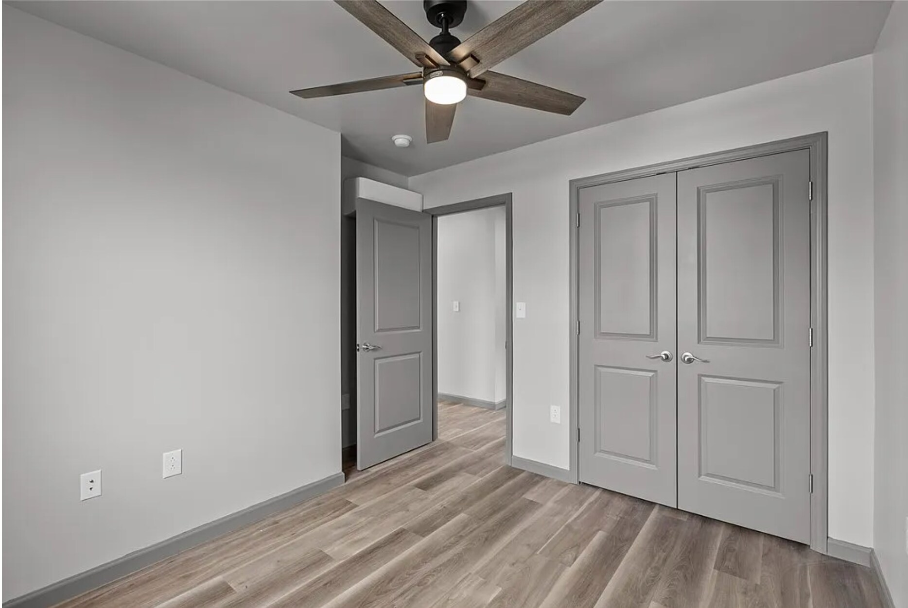 Building Photo - 22 Mayflower St