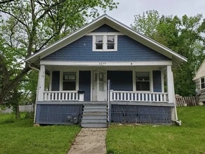 Building Photo - 8226 Flora Ave