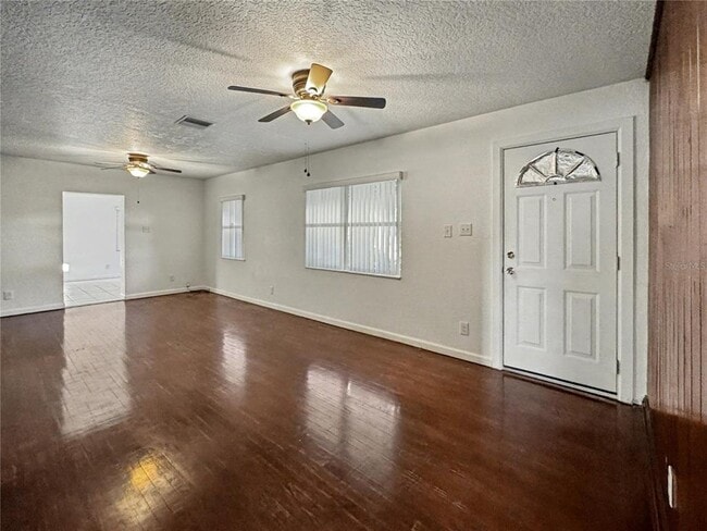 Building Photo - 612 Kensington St